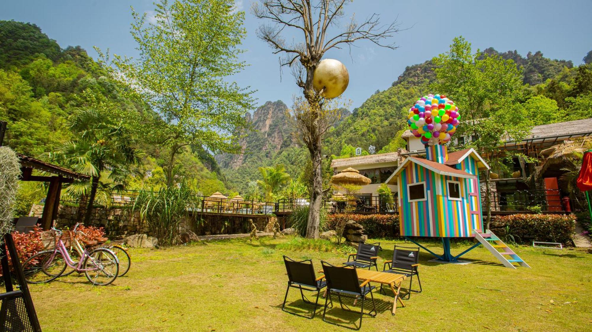 Pandora Vista Retreat Hotel จางเจียเจี้ย ภายนอก รูปภาพ