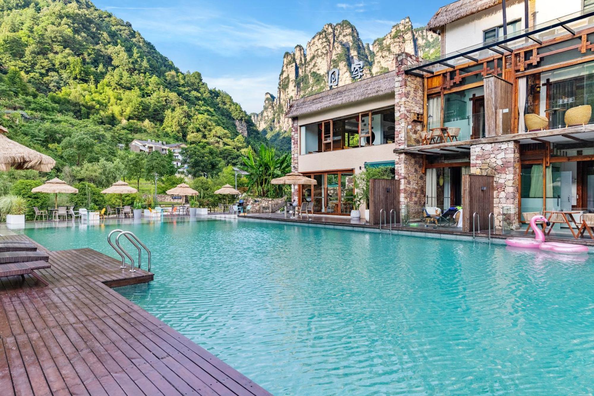 Pandora Vista Retreat Hotel จางเจียเจี้ย ภายนอก รูปภาพ