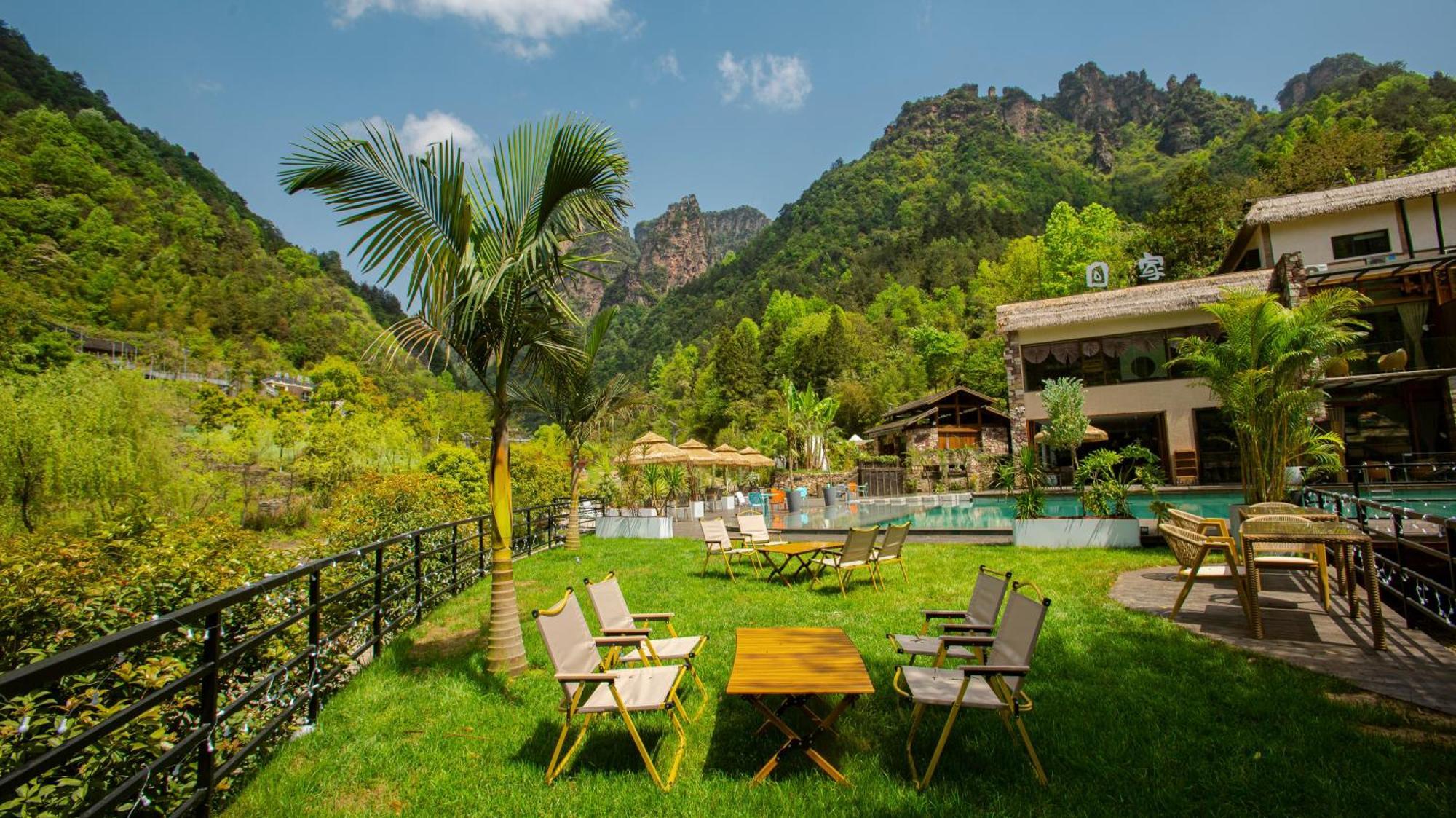 Pandora Vista Retreat Hotel จางเจียเจี้ย ภายนอก รูปภาพ